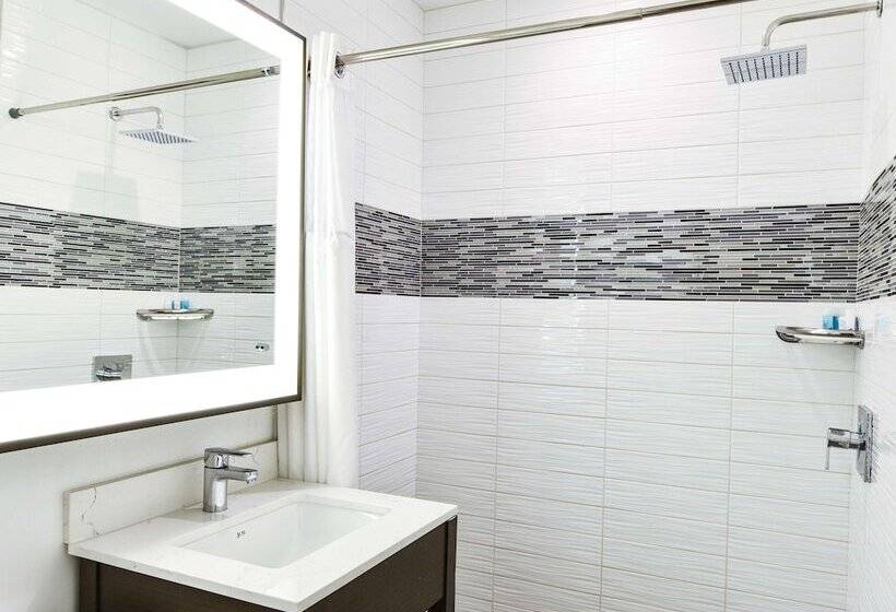 اتاق استاندارد با 2 تخت دوبل, Sunset West Hotel, Surestay Collection By Best Western