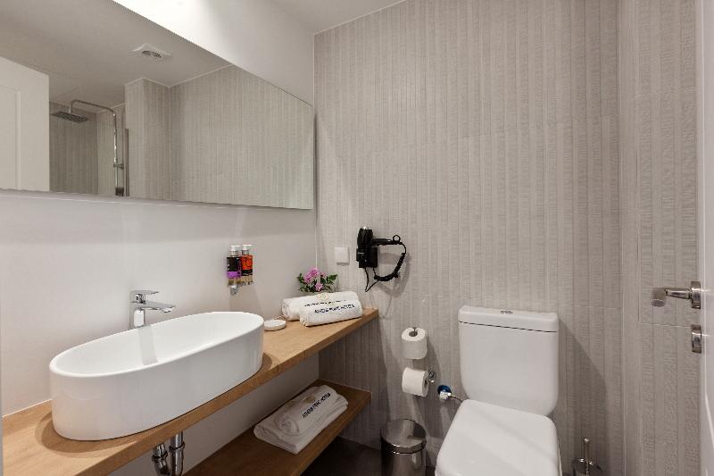 اتاق استاندارد سه نفره, Trendy Hotel By Athens Prime Hotels