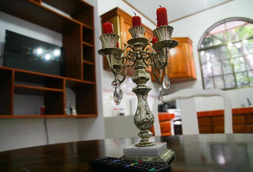 بانگلوی استاندارد 2 خوابه, Apart Hotel Acuarious De Luis
