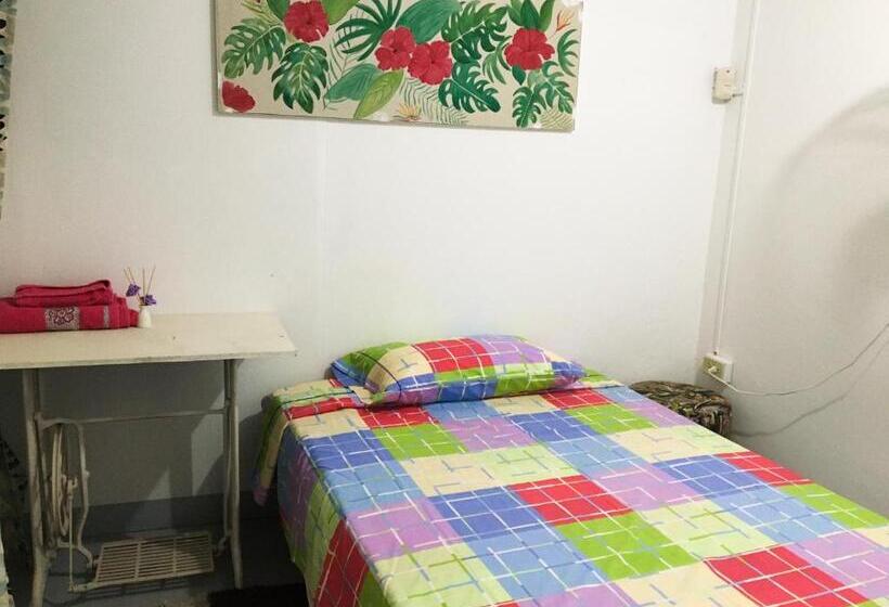 اتاق استاندارد یک تخته با سرویس بهداشتی مشترک, Casa Zaida Hostal Vintage