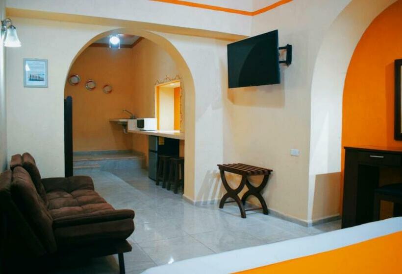 سوییت جونیور, Casa Rico