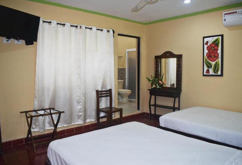 اتاق استاندارد سه نفره, Casa Rico