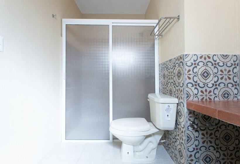 اتاق استاندارد سه نفره, Casa Rico