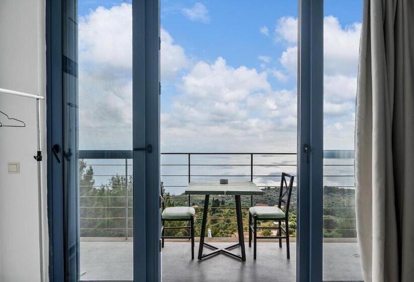 سوییت, Serenity Boutique Suites