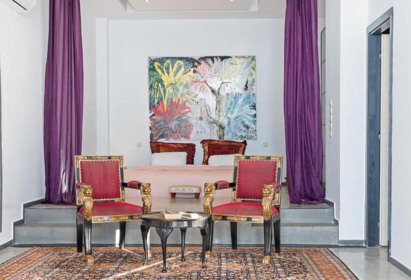 سوییت خانوادگی, Serenity Boutique Suites