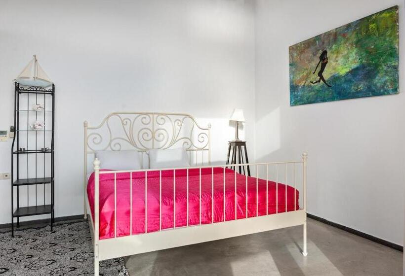 سوئیت خانواده 2 خوابه, Serenity Boutique Suites
