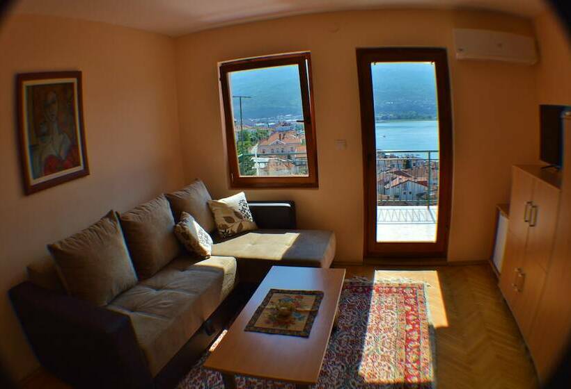 آپارتمان خانواده 1 خوابه, Villa Ohrid