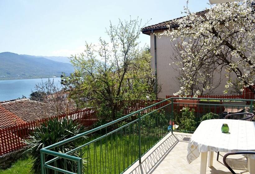 آپارتمان راحتی 1 خوابه, Villa Ohrid