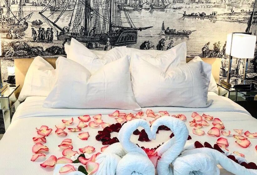 ガーデンビュースイート, Villa Castel Chambres D Hôtes B&b