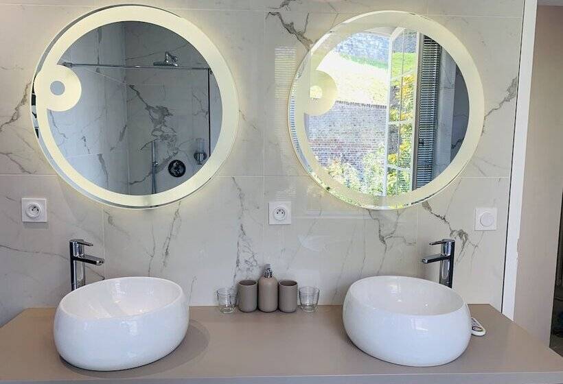 ガーデンビュースイート, Villa Castel Chambres D Hôtes B&b