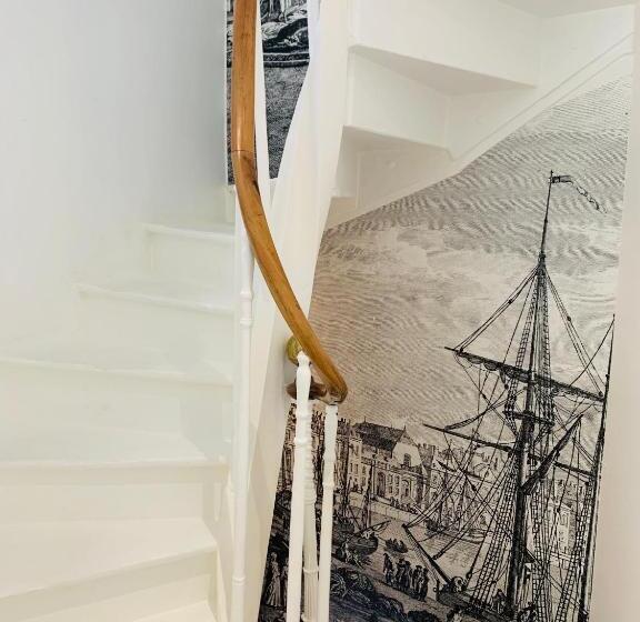 ガーデンビュースイート, Villa Castel Chambres D Hôtes B&b