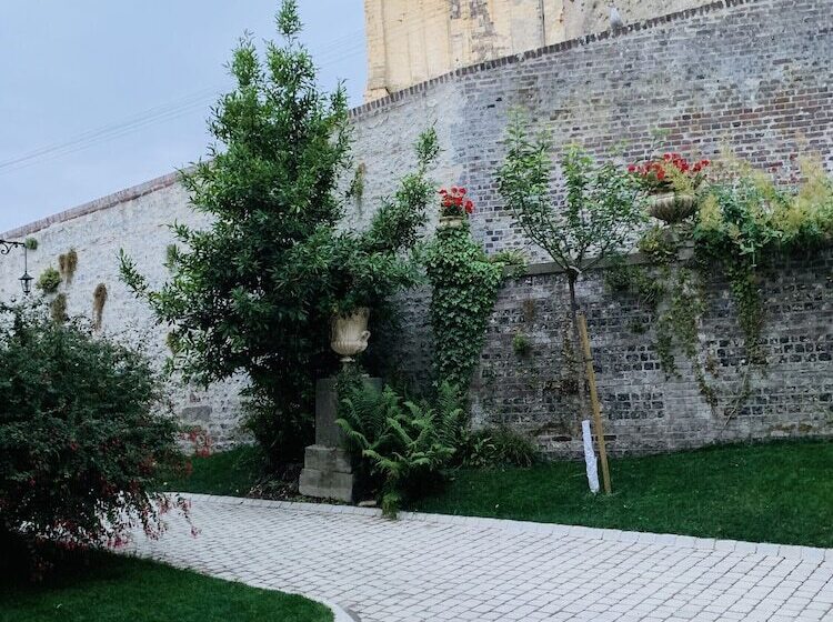 ガーデンビュースイート, Villa Castel Chambres D Hôtes B&b