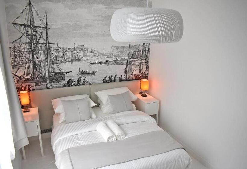 ガーデンビュースイート, Villa Castel Chambres D Hôtes B&b