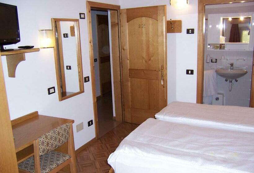 اتاق استاندارد, Alpen Hotel Rabbi