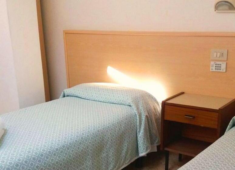 Chambre Economy, Centro Vacanze Cavallino Opera Nascimbeni