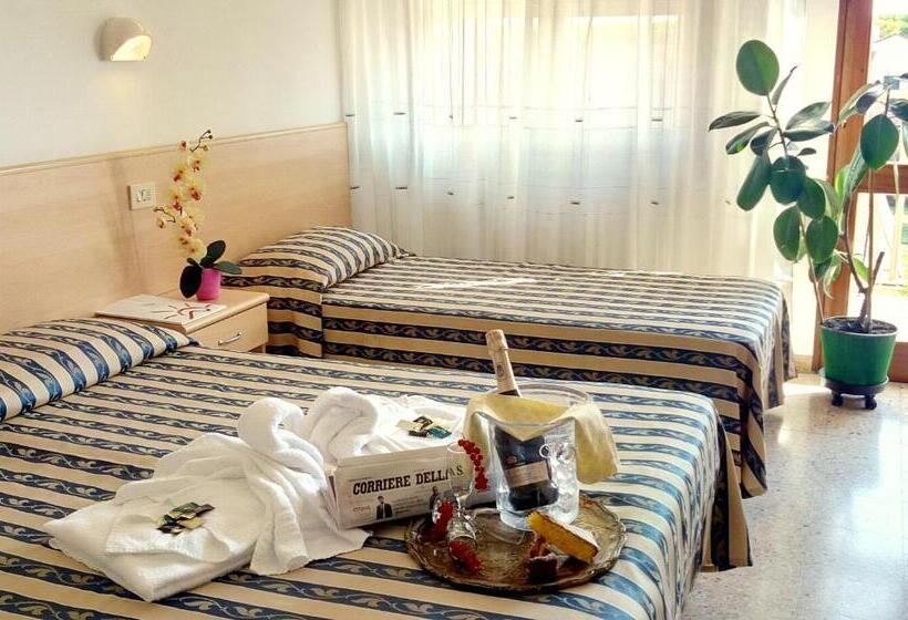 اتاق کلاسیک چهارنفره, Centro Vacanze Cavallino Opera Nascimbeni