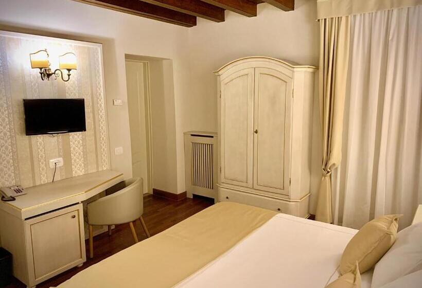 Chambre Standard, Albergo Gardesana