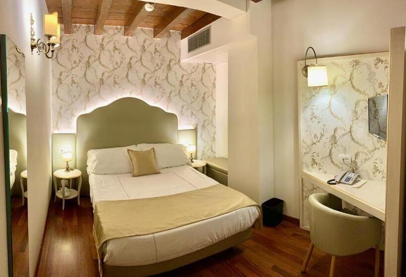 Quarto standart individual, Albergo Gardesana