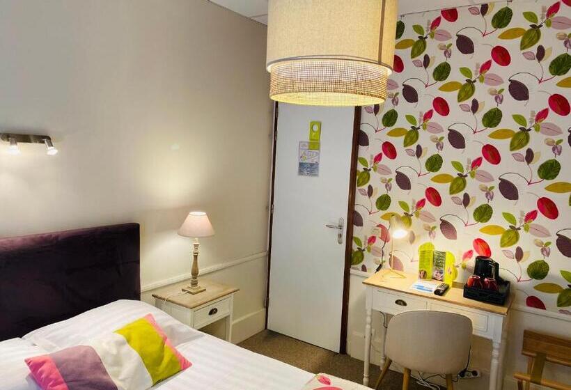 اتاق استاندارد, Brit Hotel & Spa Le Roc Au Chien