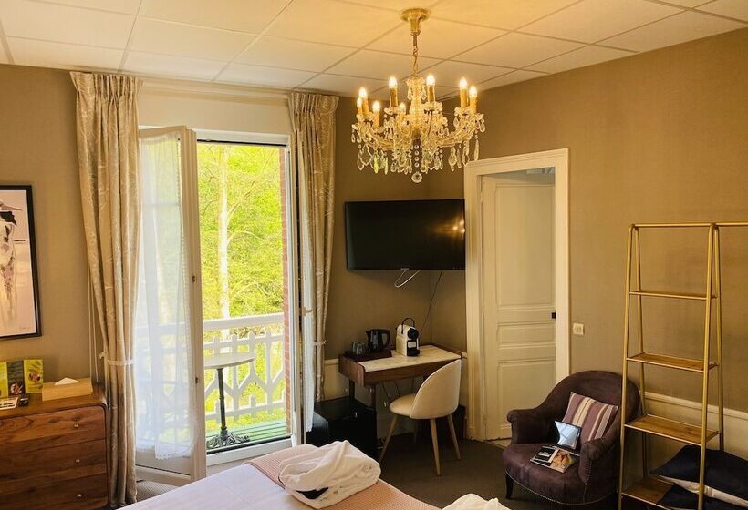 اتاق لوکس, Brit Hotel & Spa Le Roc Au Chien