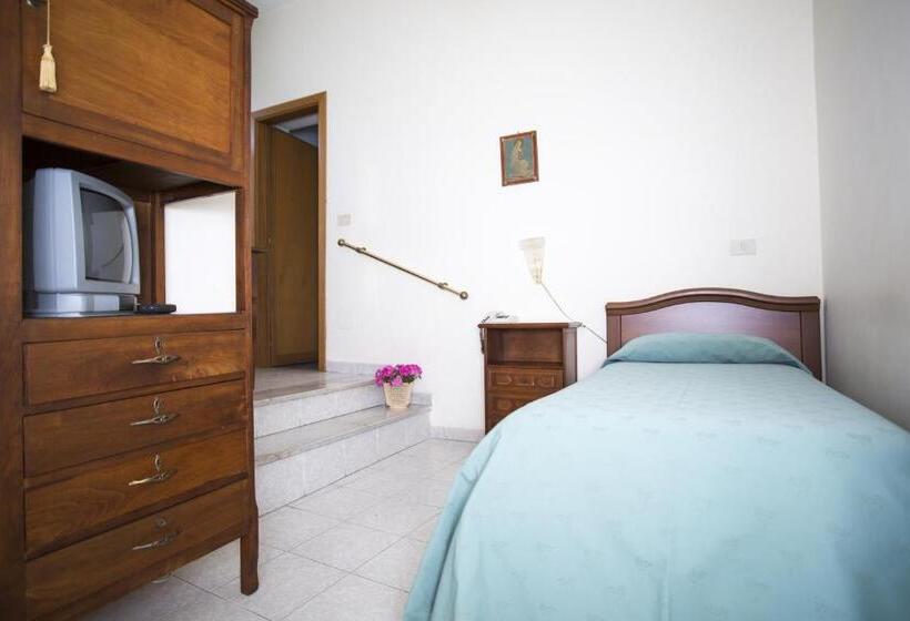 اتاق استاندارد یک نفره, Domus San Vincenzo