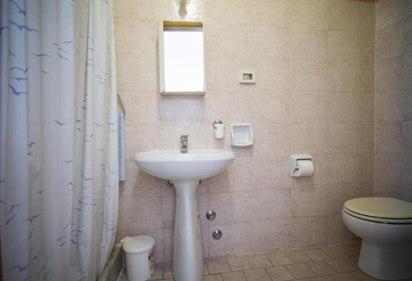 اتاق استاندارد سه نفره, Domus San Vincenzo