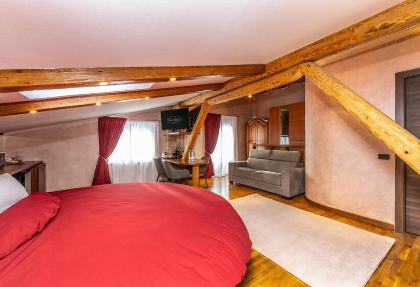 Deluxe Suite King Bed, Garden Wellness Hotel S