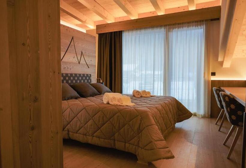 سوییت جونیور, La Perla