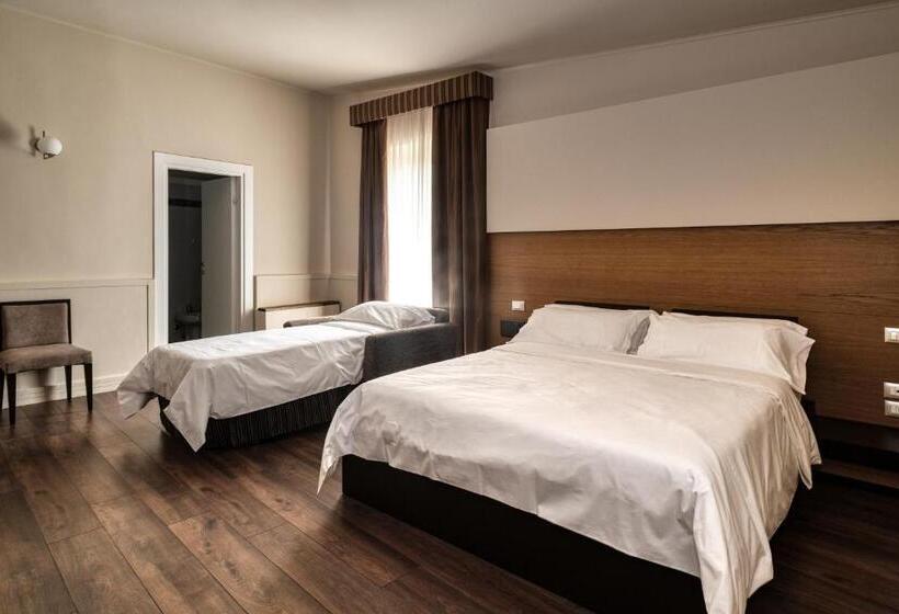 Economy Triple Room, San Nicola