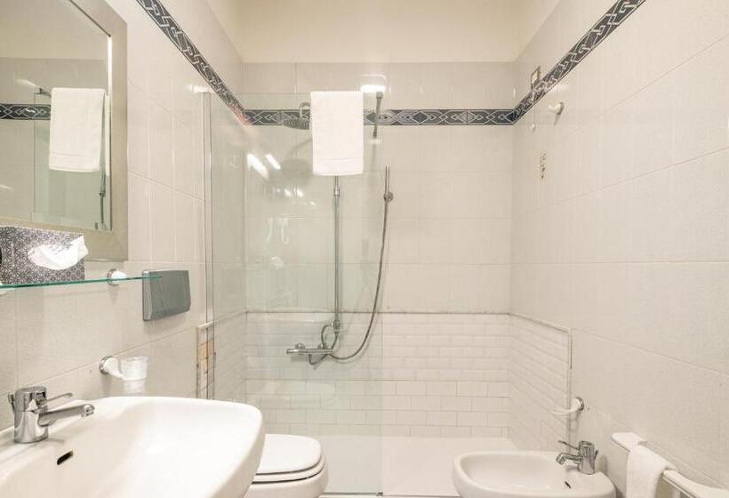 Economy Triple Room, San Nicola