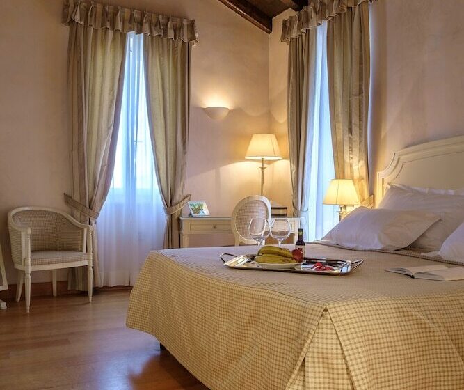 اتاق لوکس, Siora Vittoria Boutique