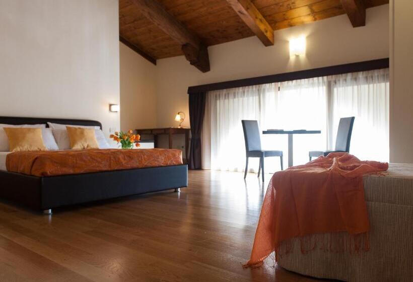 اتاق استاندارد سه نفره, Residence Cà Beregana