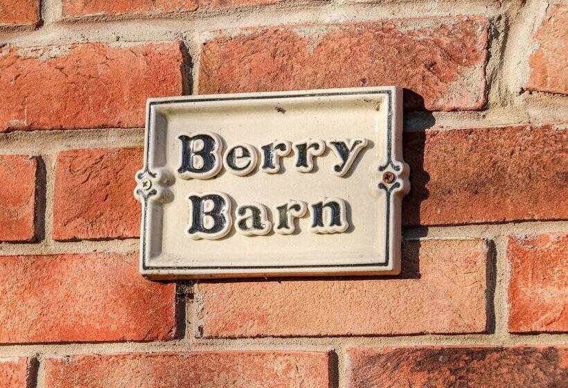 خانه 1 خوابه, Berry Barn