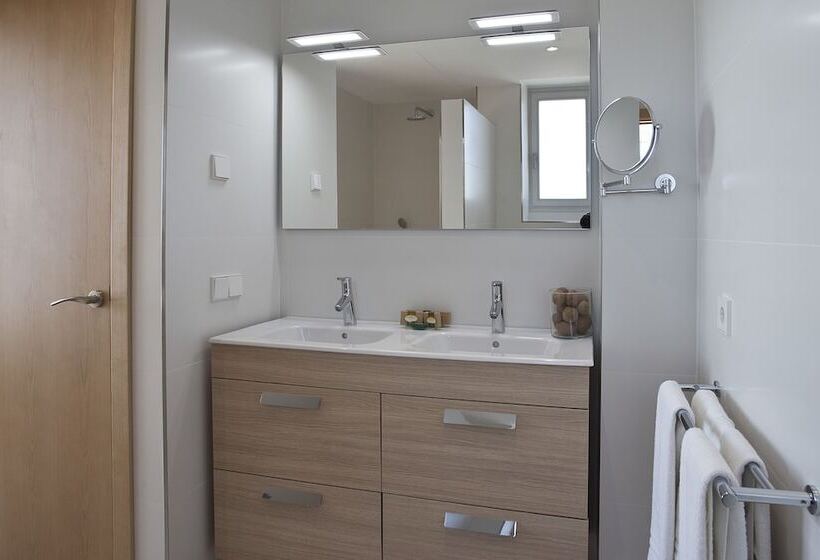 2 Bedroom Apartment Side Sea View, Apartaments Posidonia