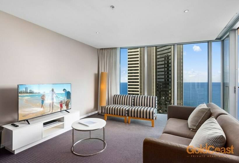 1 Bedroom Penthouse Apartment, Gold Coast Private Apartments