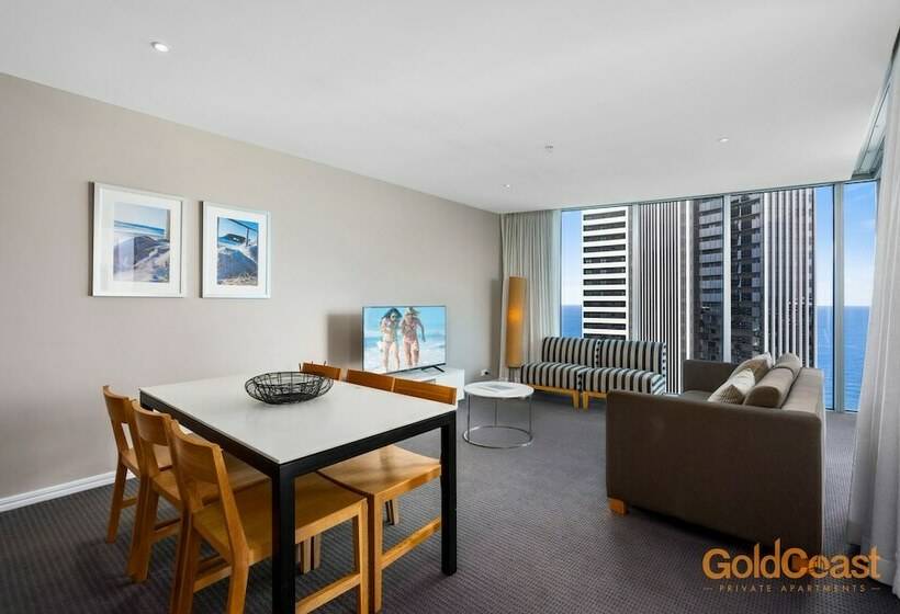 1 Bedroom Penthouse Apartment, Gold Coast Private Apartments