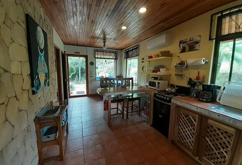 خانه 2 خوابه, Encantada Guest House: Spectacular View & Excellent Reviews