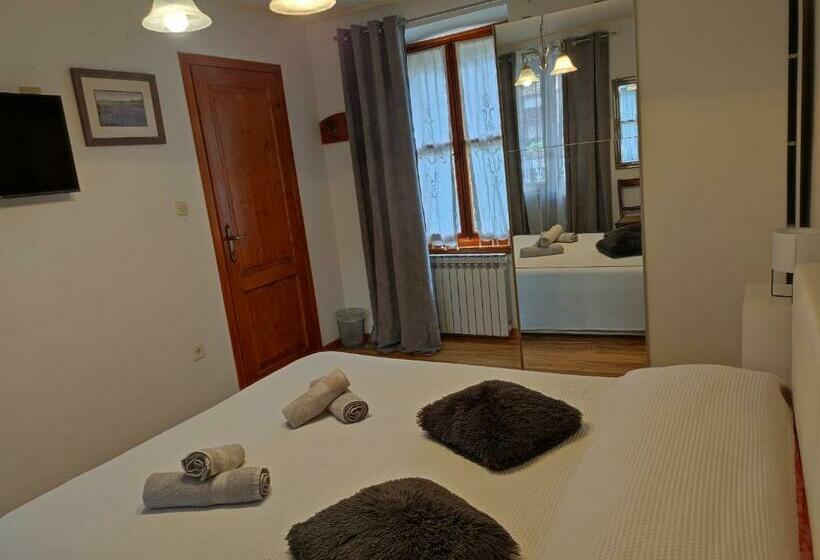 اتاق استاندارد با تخت بزرگ, Rooms Barbieri Rovinj