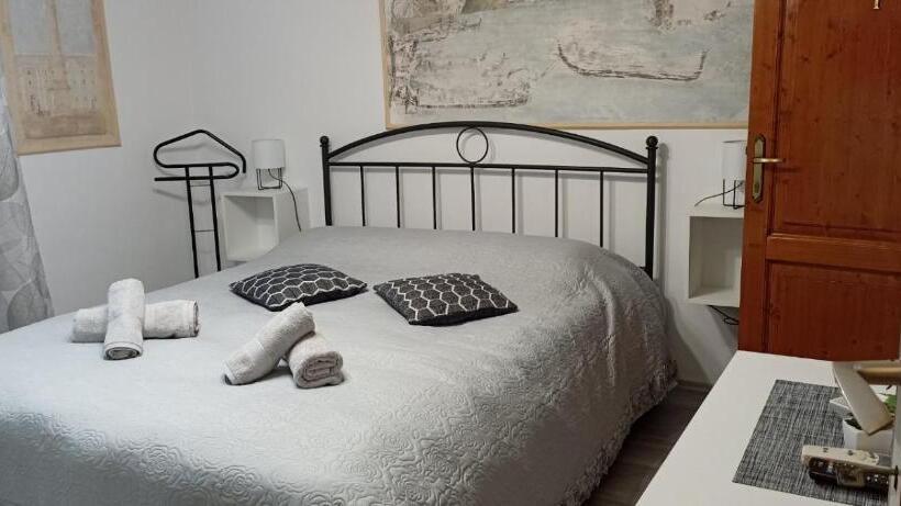 اتاق استاندارد با تخت بزرگ, Rooms Barbieri Rovinj