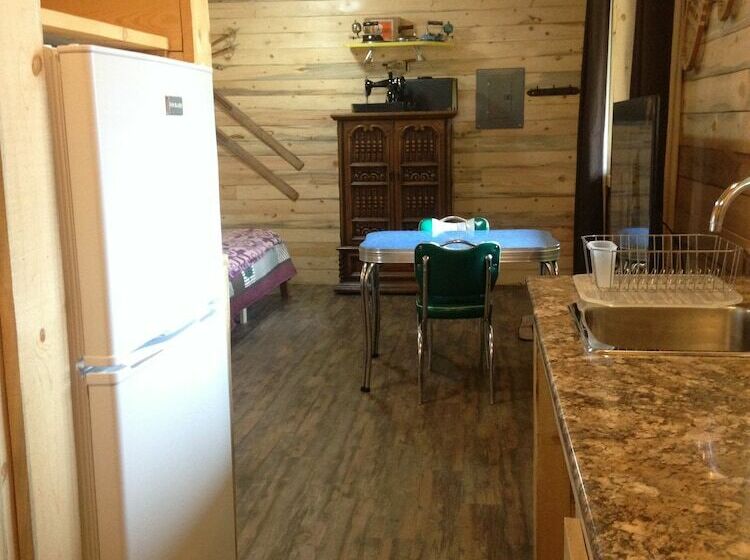 کابین, Glacier View Rv Park And Cabins