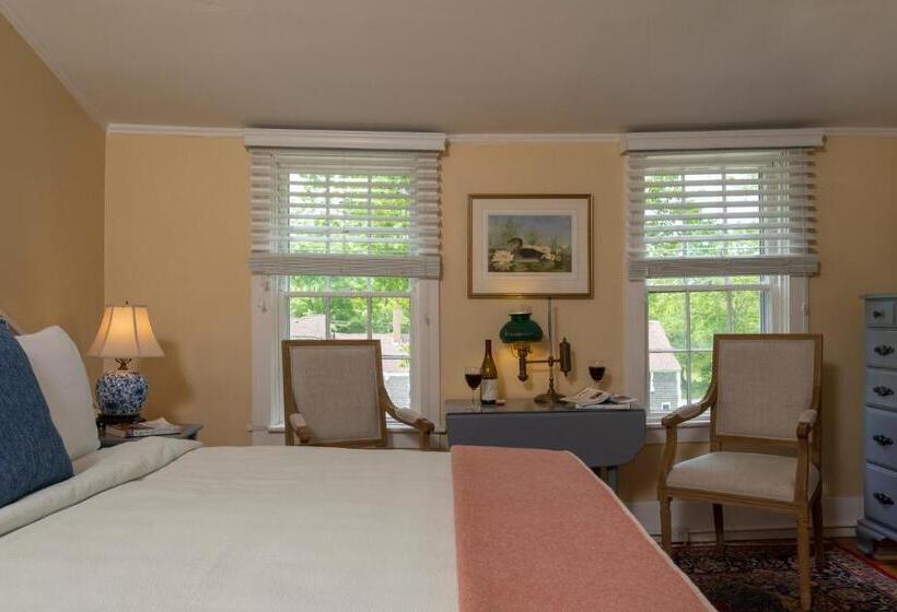 اتاق استاندارد با تخت بزرگ, Village Inn