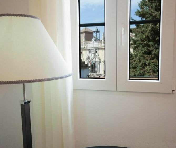 اتاق پنت هاوس, Apartamentos Río Darro