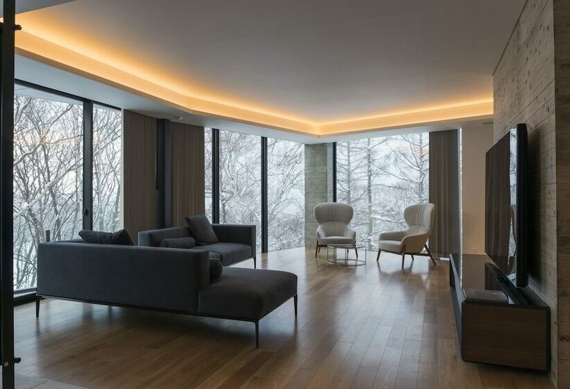 1 Bedroom Penthouse Apartment, Kozue