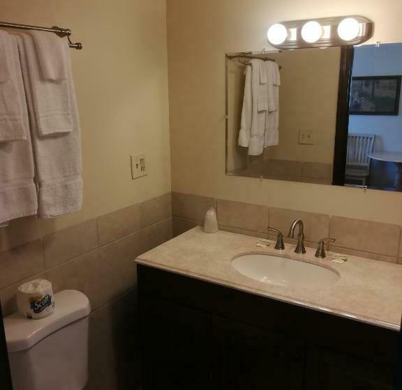 اتاق استاندارد, Pine View Lodge