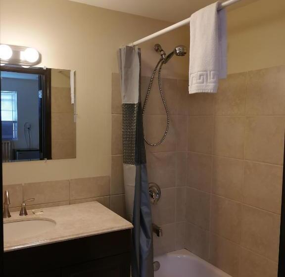 اتاق استاندارد با 2 تخت دوبل, Pine View Lodge
