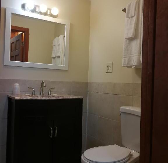 اتاق استاندارد, Pine View Lodge