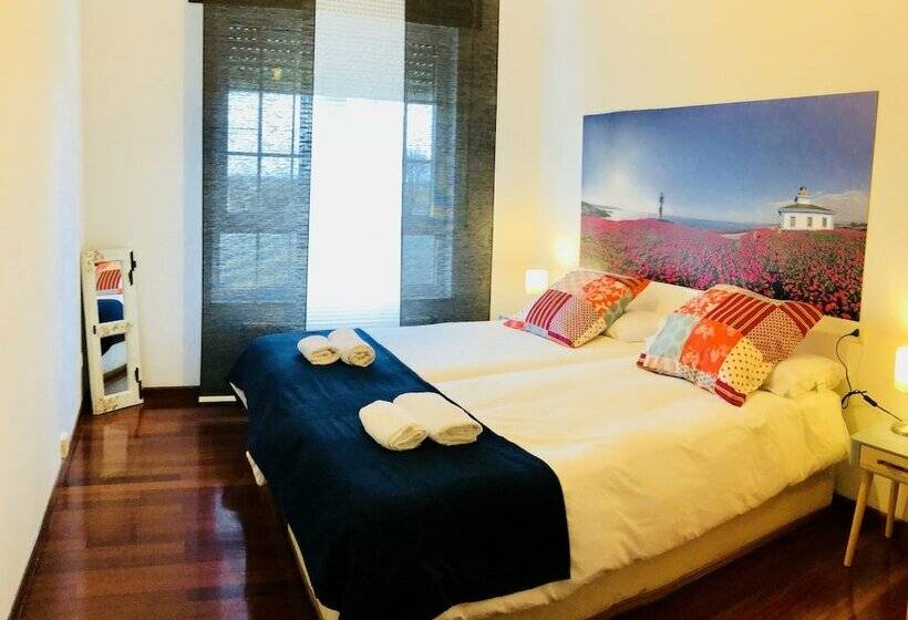 3 Bedroom Premium Apartment, O Faro Apartments