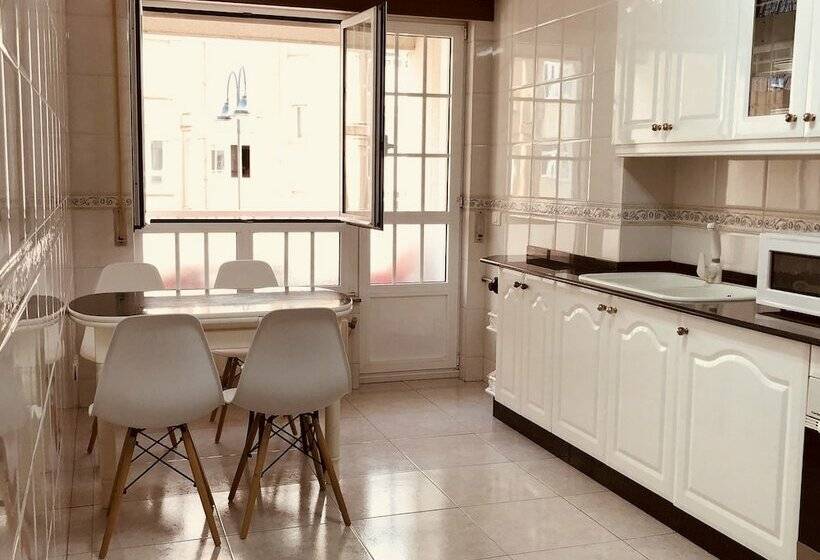 3 Bedroom Premium Apartment, O Faro Apartments