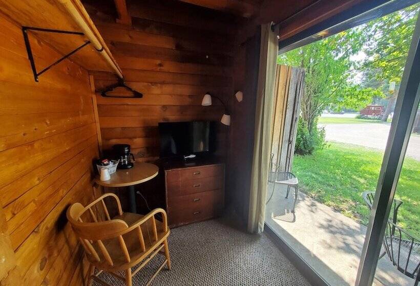 اتاق استاندارد با تخت دوبل, Virginian Resort