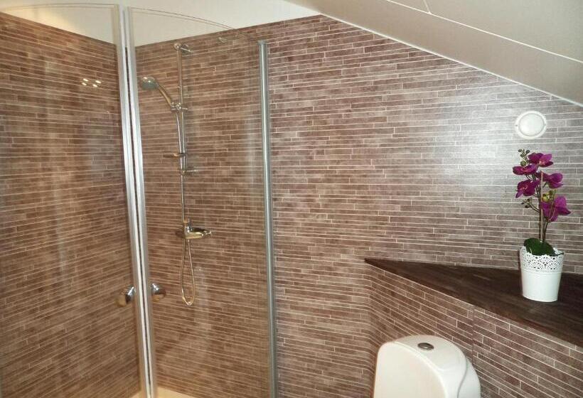 اتاق لوکس, Gamla Bryggeriets B&b